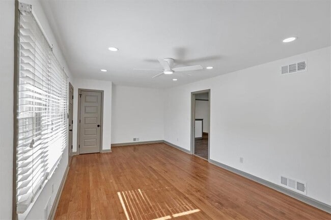 Building Photo - 2664 Olive Springs Rd SE