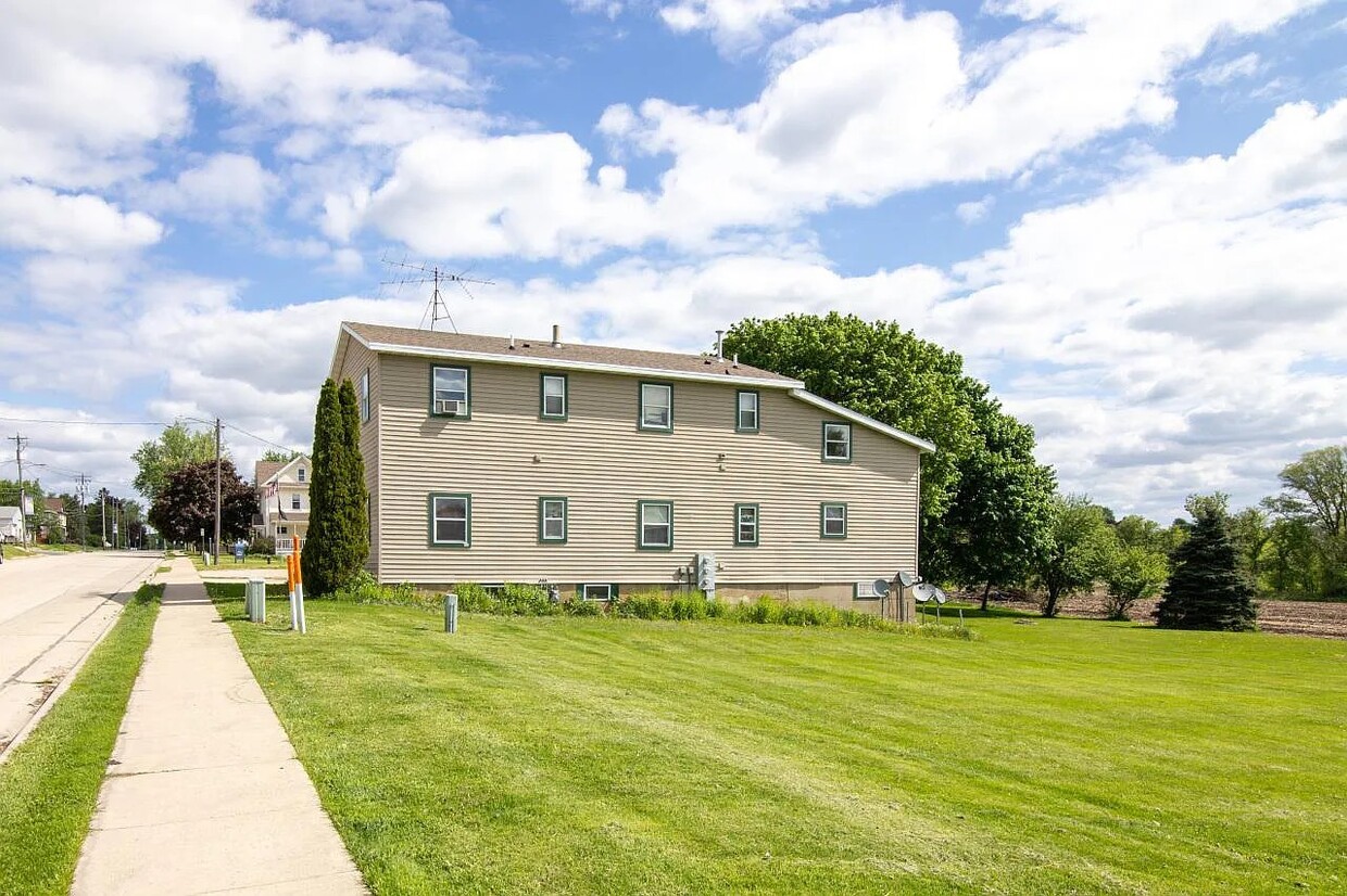 Primary Photo - N1788 County Road R