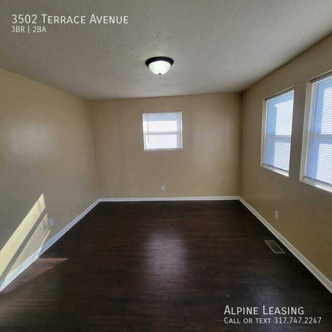 Foto del edificio - 3502 Terrace Ave