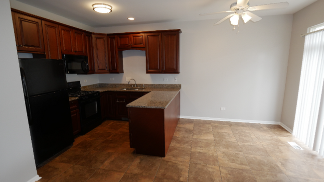 Foto del edificio - 3866 Pathfinder Ln