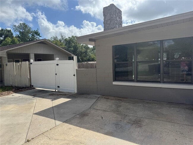 Building Photo - 107 N Galena Ave