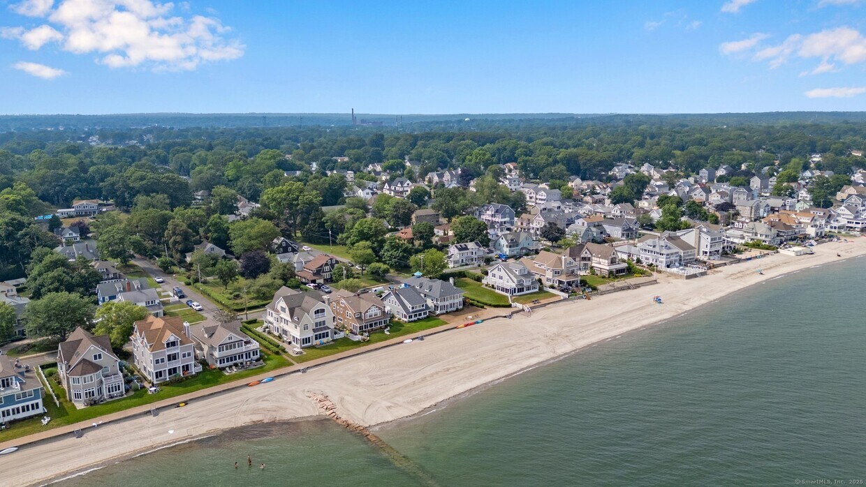 Primary Photo - 22 Ocean Ave
