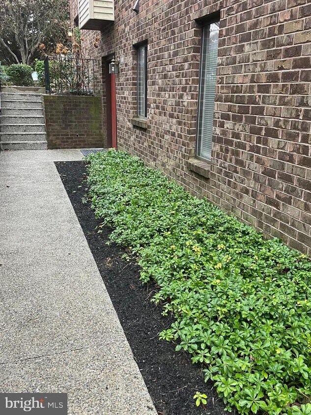 1301 Mountainview Dr, Chesterbrook, PA 19087 Room for Rent in