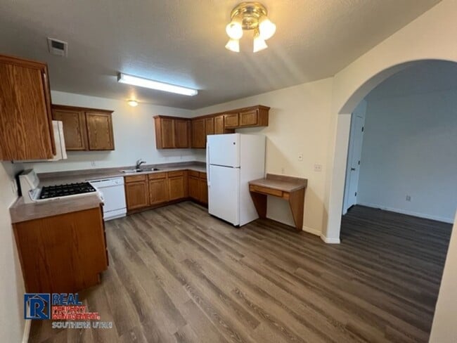 Building Photo - Great Condo on Evans Ridge