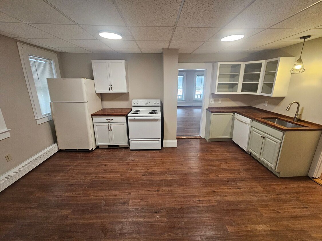 Foto principal - 414 N State St