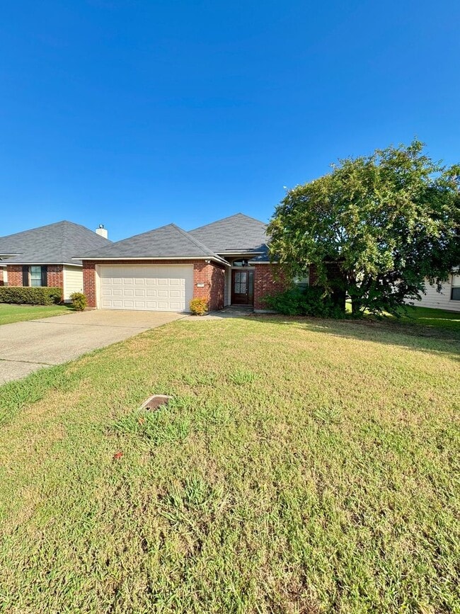Building Photo - 3704 Sabine Pass Dr
