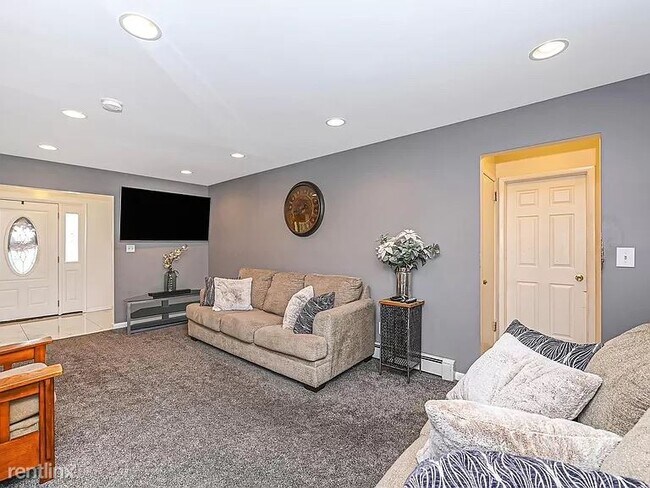 Foto del edificio - 3 br, 2 bath House - 538 Bedford Ave