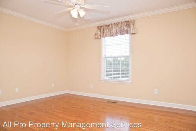 Foto del edificio - 3 br, 2 bath House - 629 Greenfern Trail