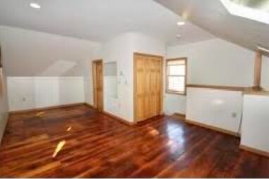 Building Photo - 46 Athol St