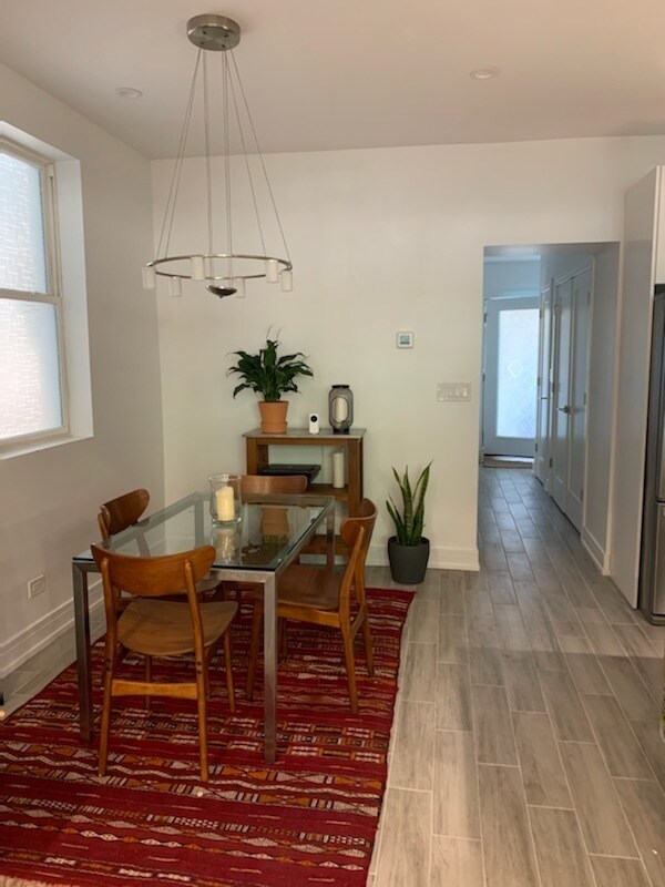 Foto del edificio - 1441 W Fry St
