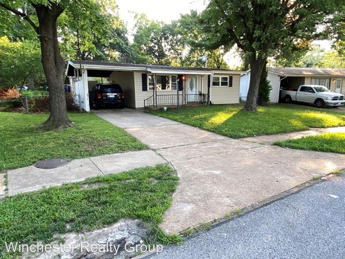 Primary Photo - 2 br, 1 bath House - 1505 Champlin Dr