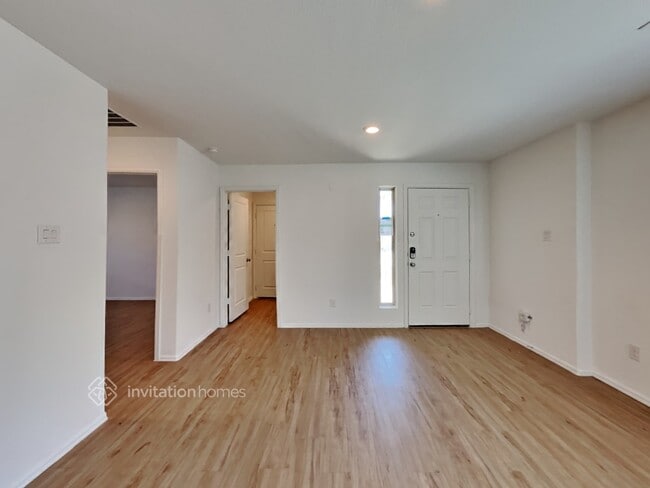 Building Photo - 22357 Sonora River Trce