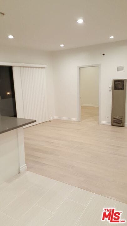 Foto del edificio - 1132 S Oakhurst Dr