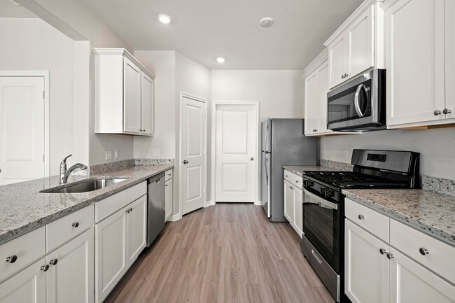Building Photo - 15646 Honey Cv Dr