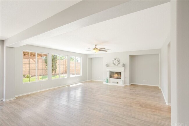 Building Photo - French Valley Executive Home 6 bedrooms