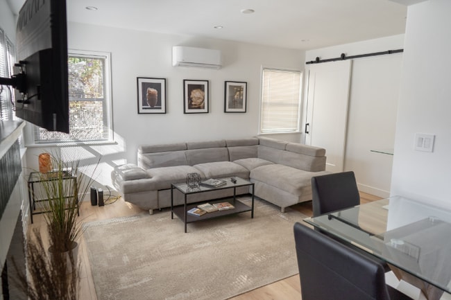 Photo - 10863 Kling St House