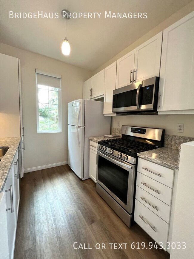 Foto del edificio - $500 MOVE IN SPECIAL on this Impeccable Se...