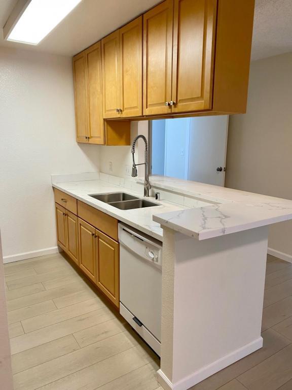 Foto del edificio - 373 Half Moon Ln