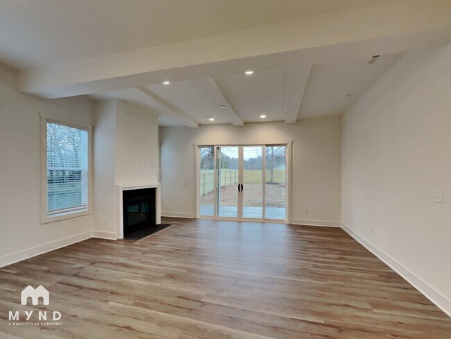 Foto del edificio - 928 Wainwright Ave