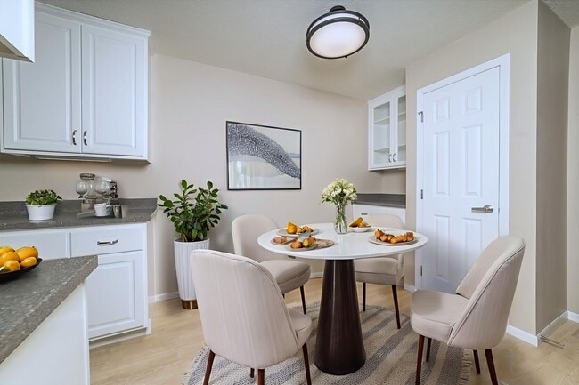 Interior Photo - Golden Creek Apartments