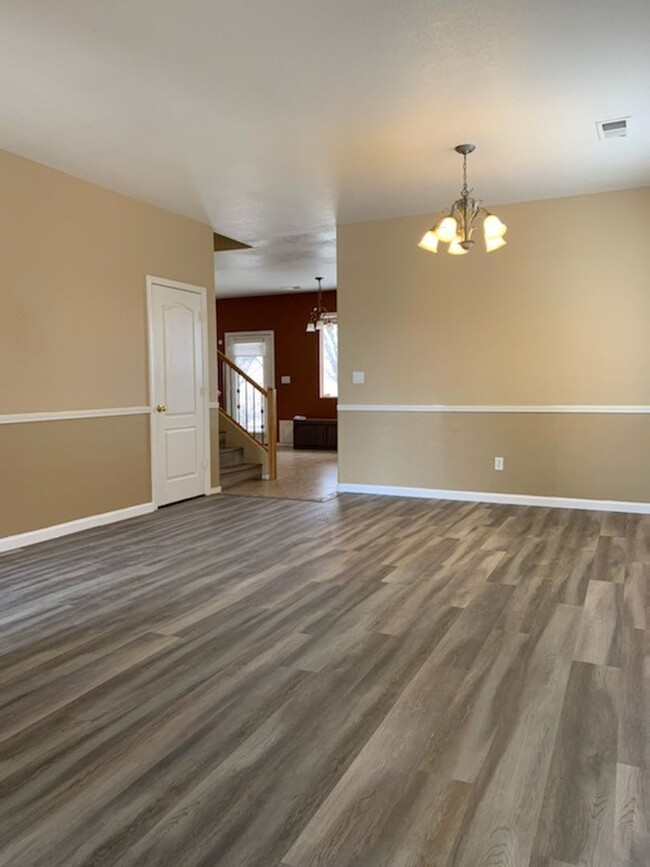 Building Photo - Ventana Ranch Rental