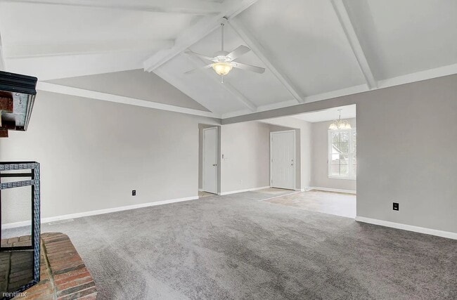 Building Photo - 3 br, 2 bath House - 527 Savannah Rd