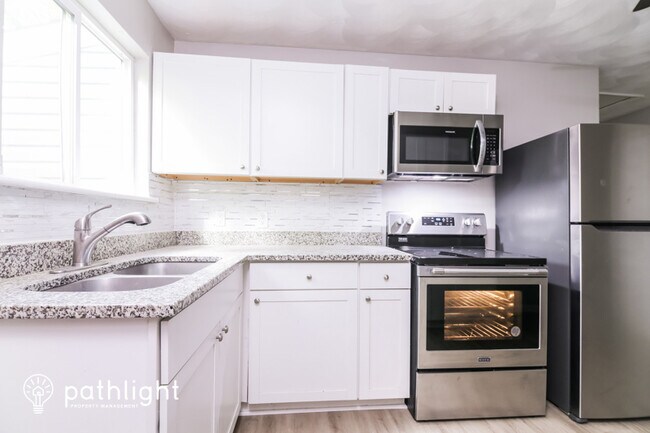 Building Photo - 1126 22nd St