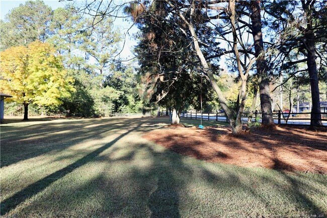 Foto del edificio - 948 Pinebluff Lake Rd