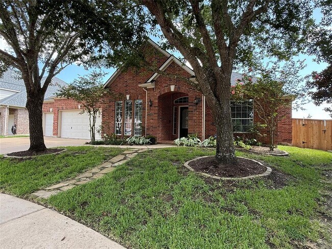 Foto del edificio - 7706 Bayou Green Ln