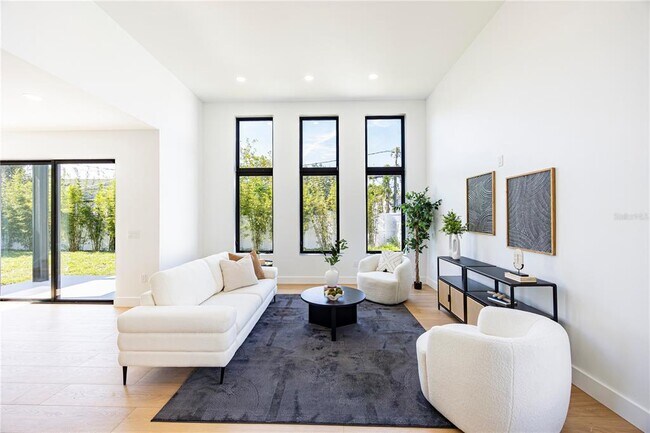 Foto del edificio - 2521 18th Ave N