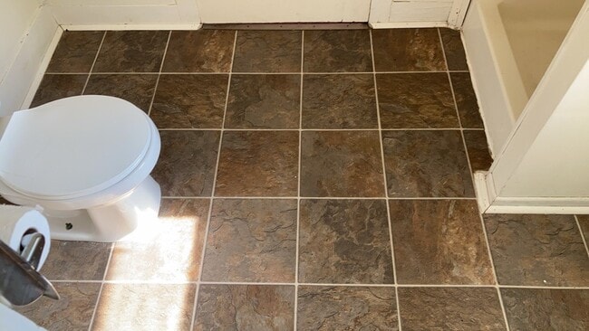 Building Photo - 614 Water St