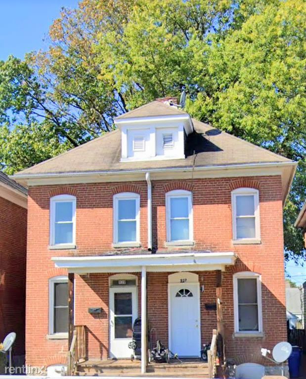 Primary Photo - 3 br, 1 bath Townhome - 939 Maryland Avenue