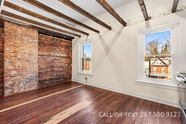 Building Photo - 3514 W Allegheny Ave