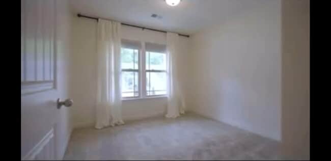 Foto del edificio - 468 Timberwood Dr