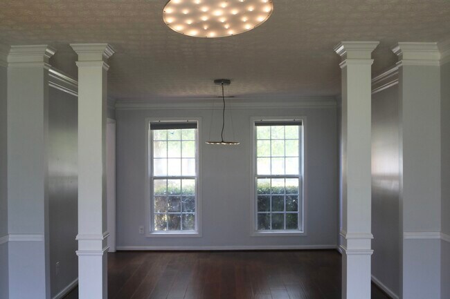 Foto del edificio - 534 Grove Creek Ct SW