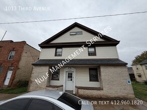 Building Photo - 1013 3rd Ave