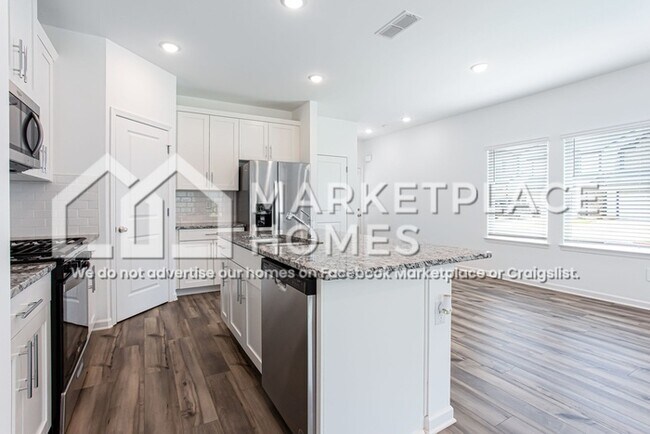 Foto del edificio - 334 White Tail Rd