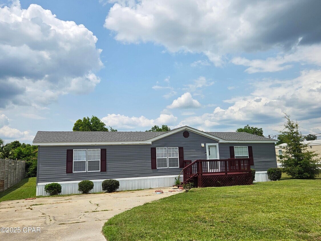 Primary Photo - 7117 Nebraska St
