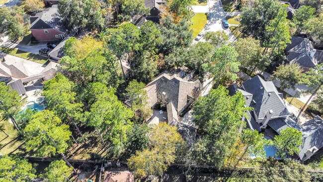 Foto del edificio - MOVE IN READY! Cream-of-the-crop location in the heart of the cul-de-sac!