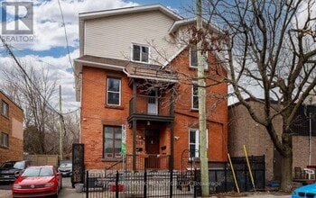 Building Photo - 172 Cobourg St