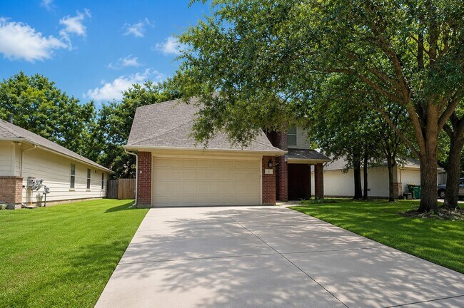 Foto del edificio - 6 Thicket Grove Pl