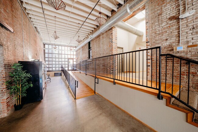 Foto del edificio - Abernathy Lofts