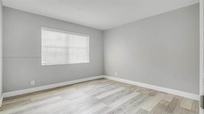 Building Photo - 17901 NW 68th Ave