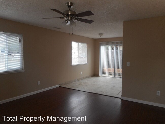 3 Br 2 Bath House 227 S H Street A House For Rent In Tulare Ca Apartments Com