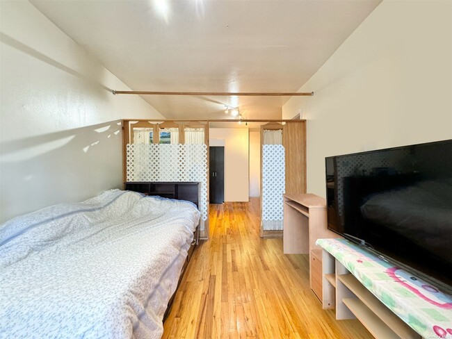Foto del edificio - 9248 52nd Ave