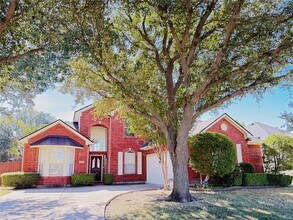 Building Photo - 2416 Geiberger Dr
