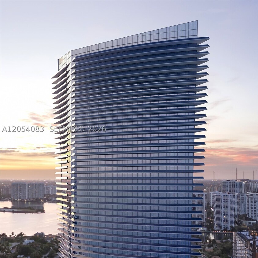 Foto del edificio - 18975 Collins Ave