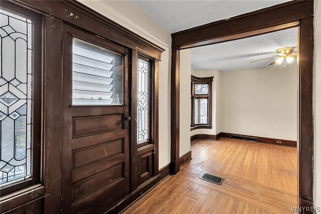 Foto del edificio - 42 Linden Park