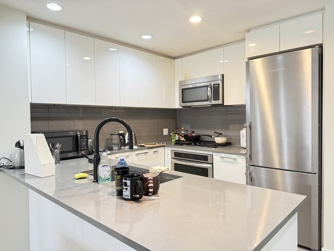 Photo du bâtiment - 3102 Windsor Gate