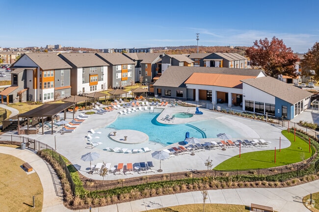 Pool - Aspen Heights Fayetteville Apartments